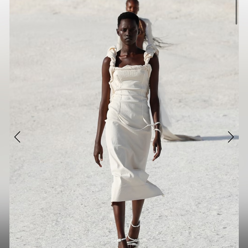 Jacquemus La robe cream